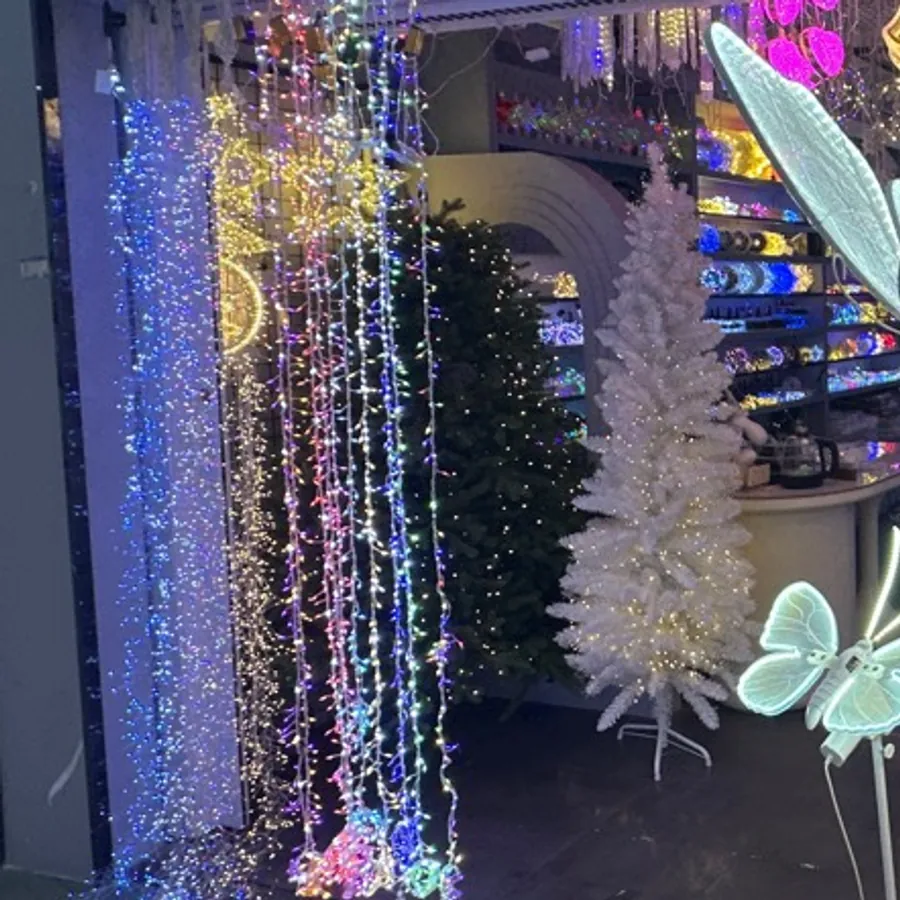 LED Icicle Christmas Light
